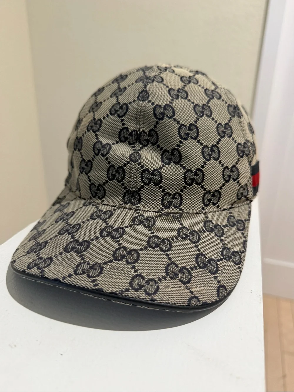 Gucci Beige/Navy GG Canvas Cap with Signature Web Accent